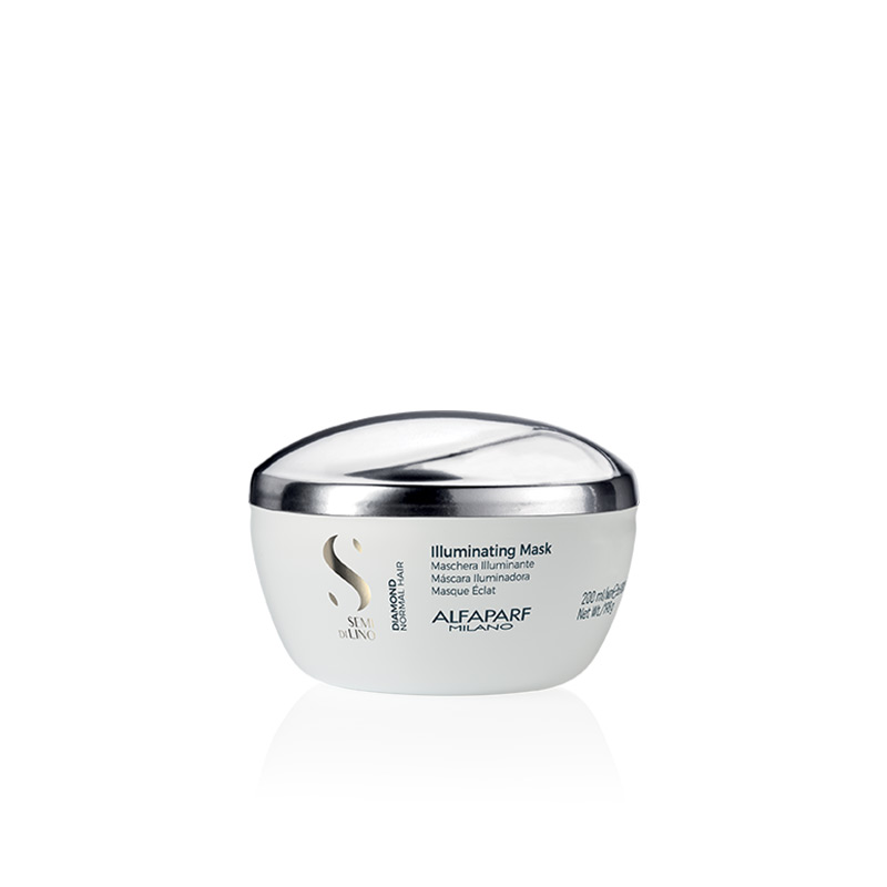 ILLUMINATING MASK
